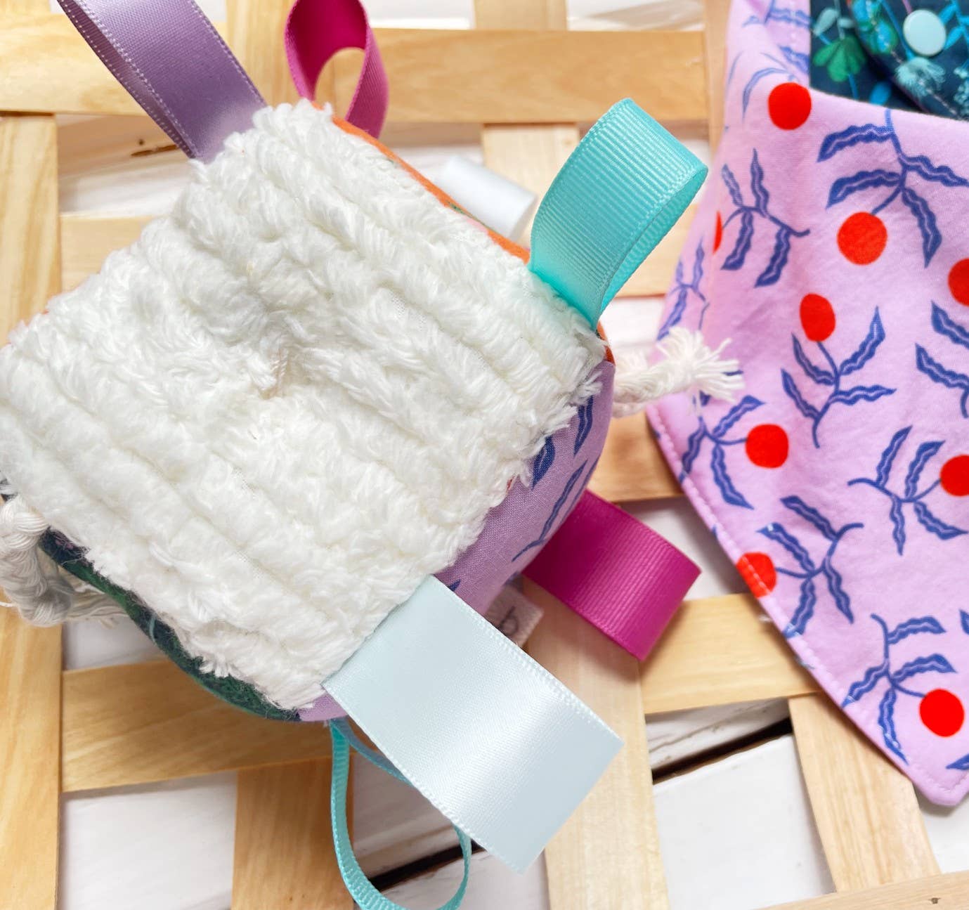 Flutter Ribbon Block