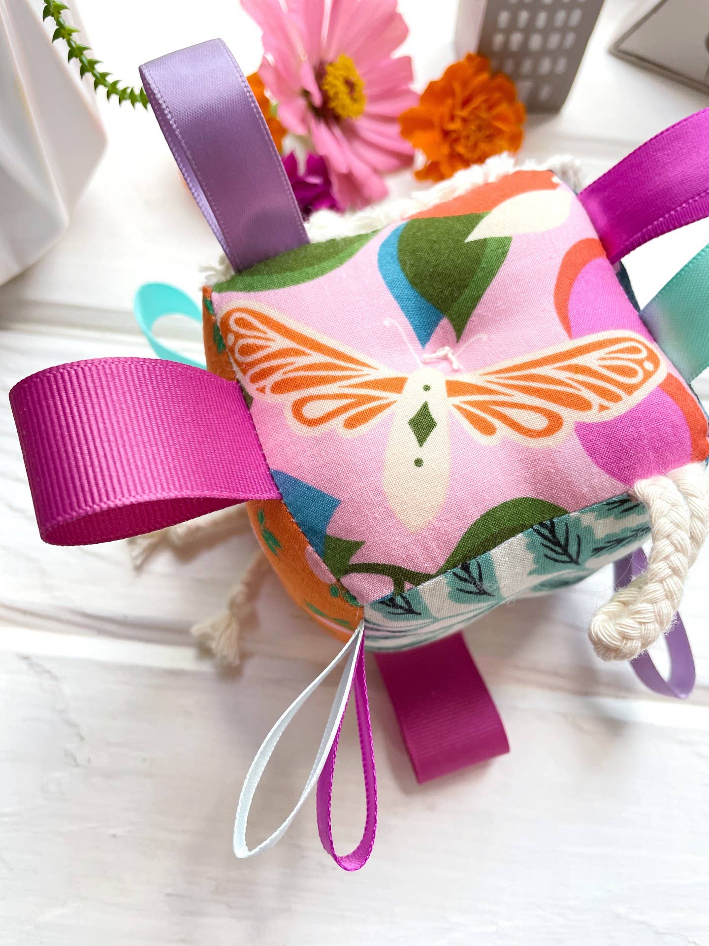 Flutter Ribbon Block